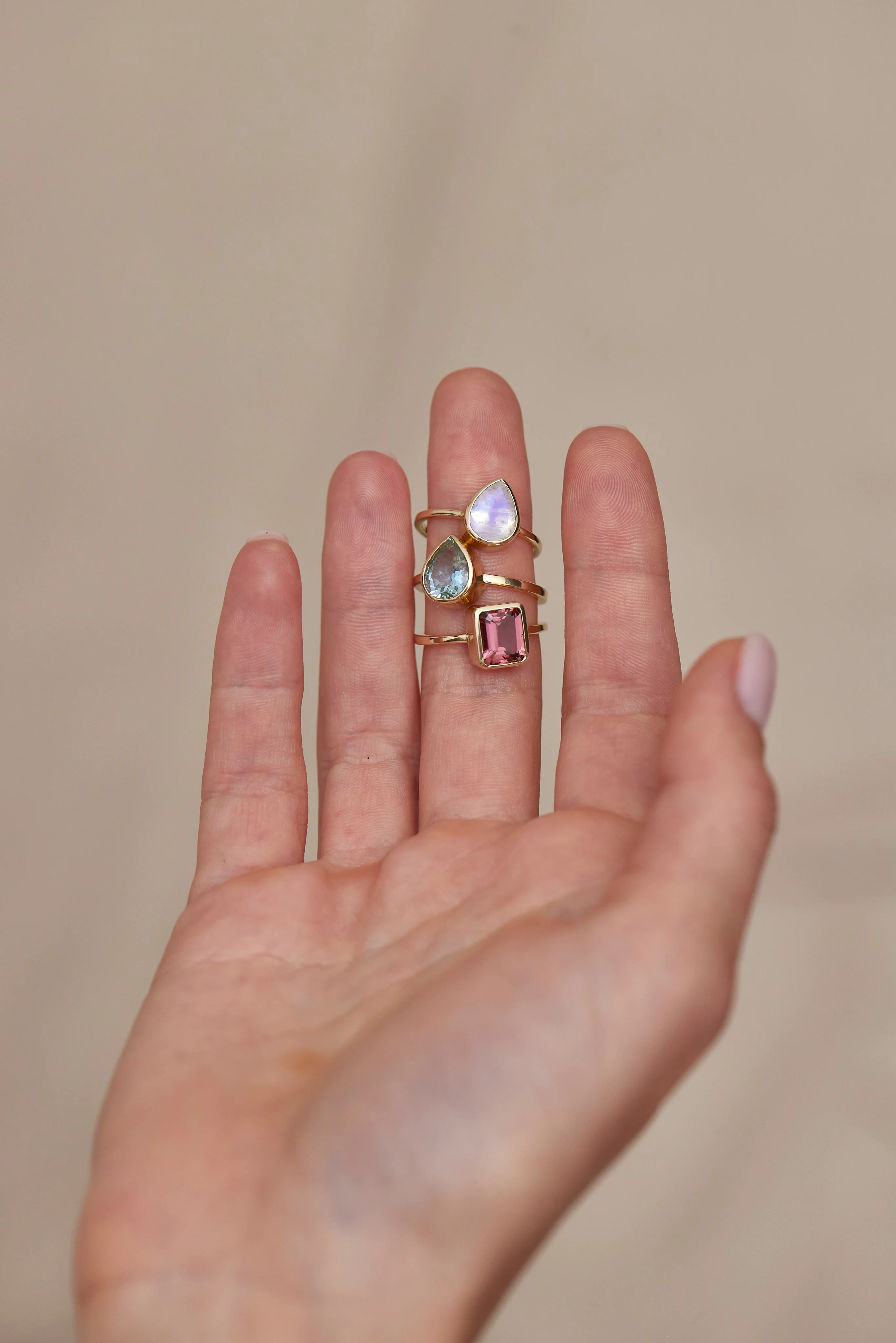 9K Yellow Gold Double Stack Aquamarine Halo - Image 4