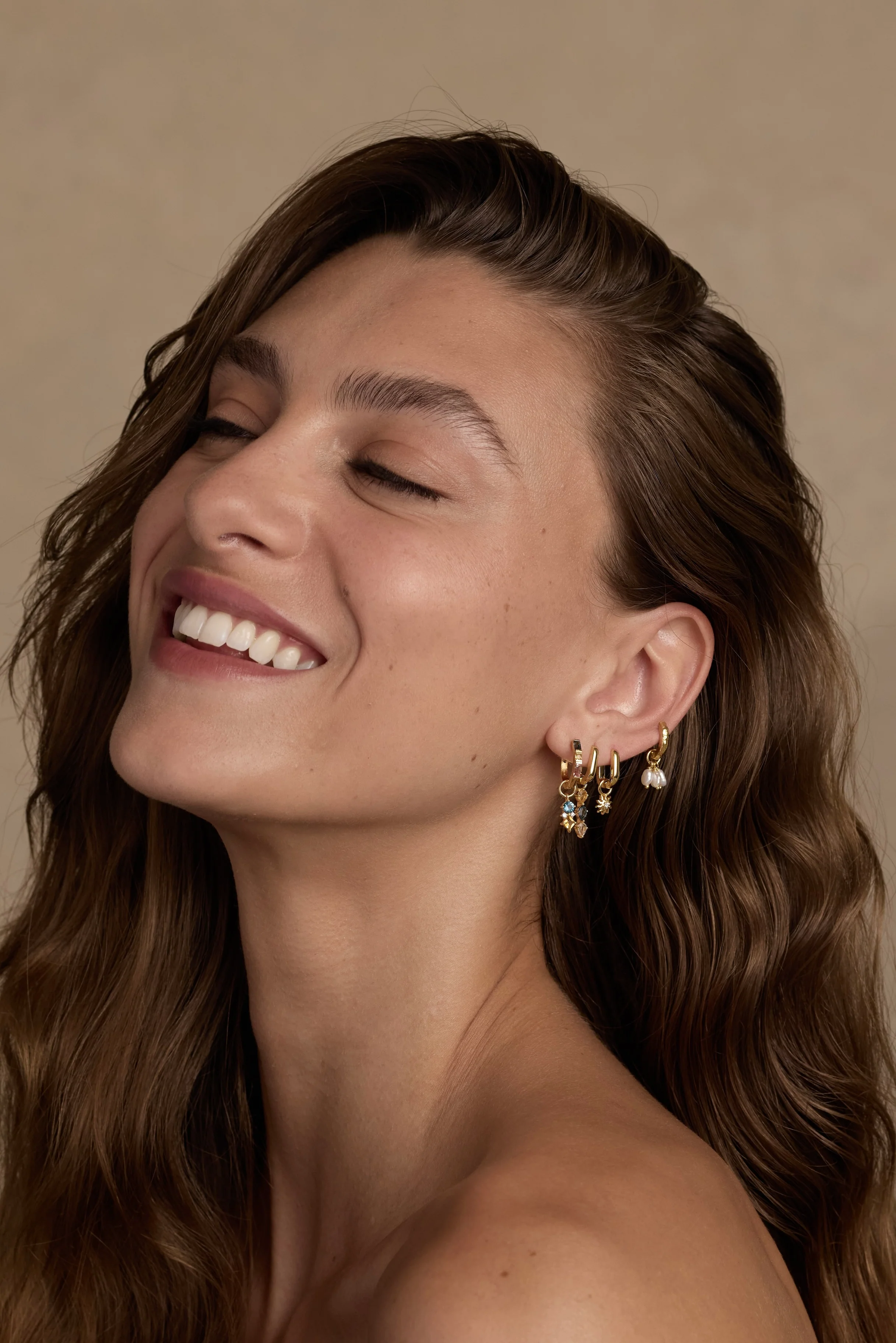 Cluster Pearl Gold Charm - Image 3