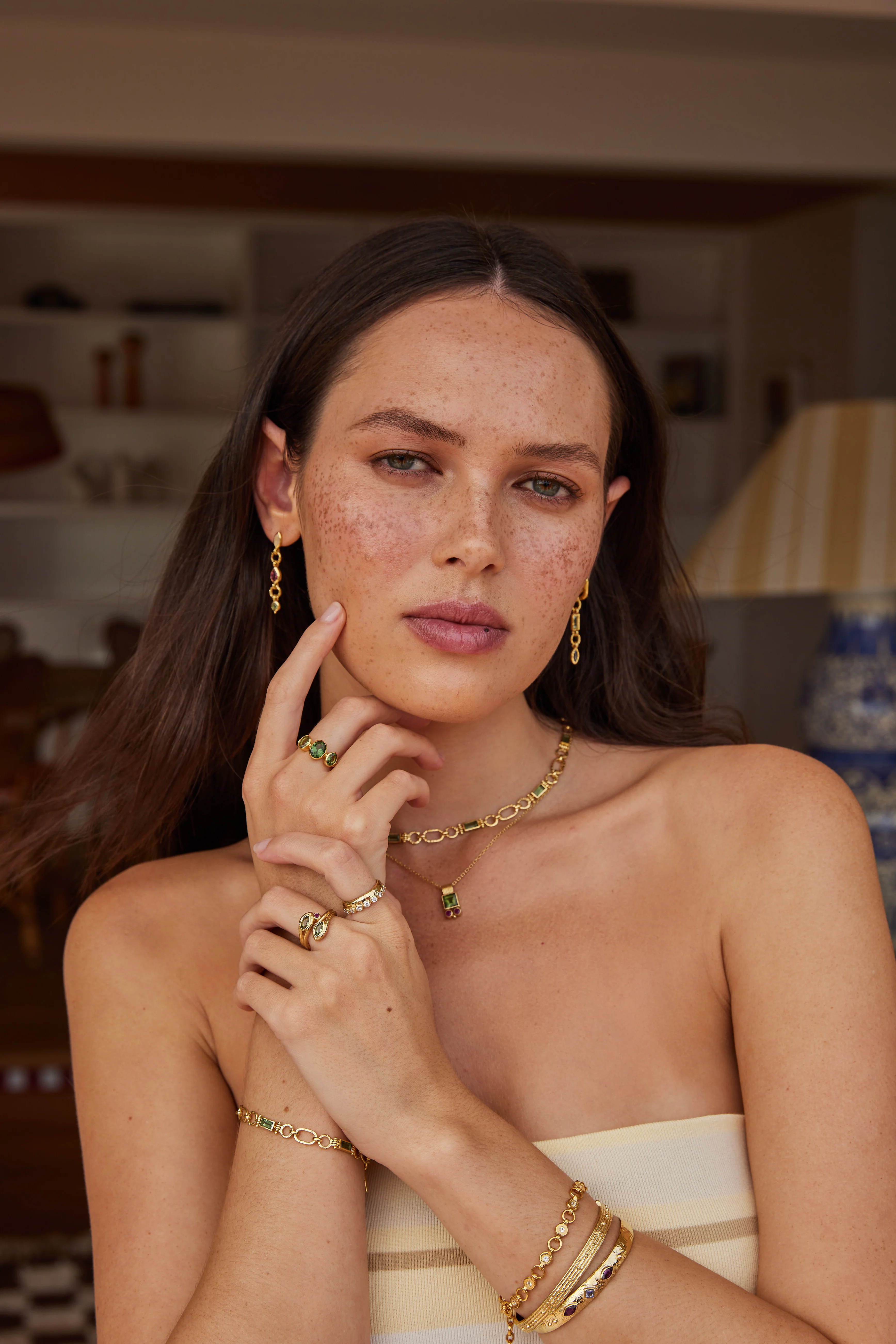 Duchess Gold Ring - Image 4